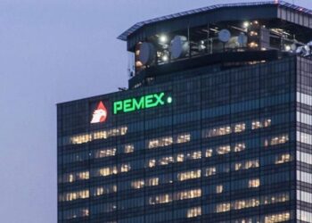 Por participación “obstinada” del gobierno, Pemex no es una empresa sostenible: Fitch
