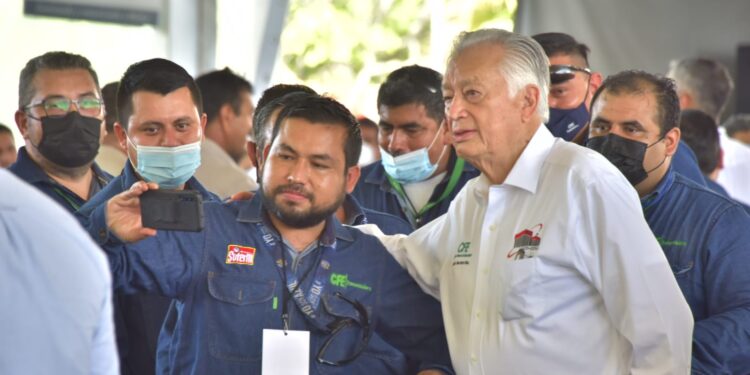 Suben casi 20 mil mdp a gasto de pensiones y jubilaciones de CFE en 4 años