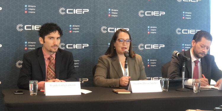 Paquete Económico de 2023 es demasiado optimista, advierte el CIEP