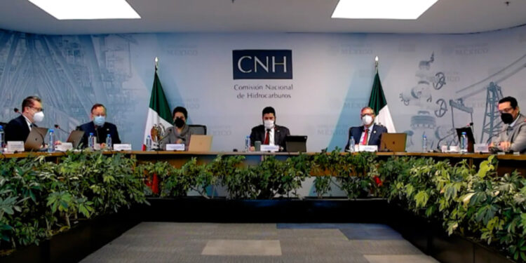 Urge Amexhi garantizar la continuidad regulatoria del sector de hidrocarburos