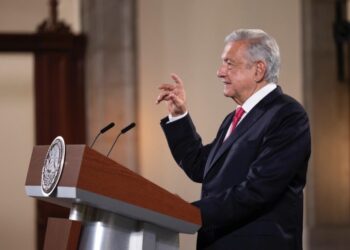 Anuncia López Obrador que desaparecerá PMI Comercio Internacional