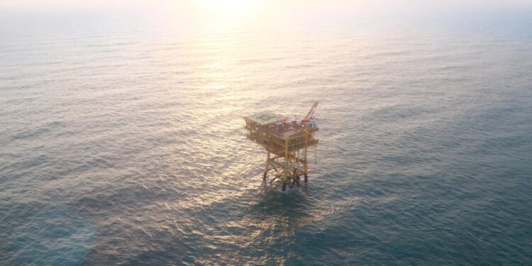 Invertirán Wintershall, Total Energies y Pan American Energy 700 mdd en proyecto de gas en Argentina