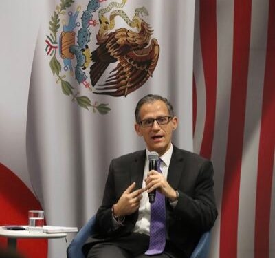 Urge continuidad de política industrial y transición energética, tras cambios en la SE