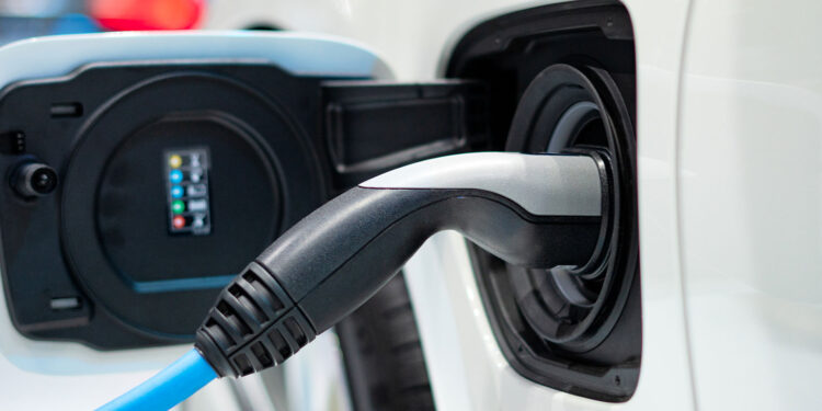Electrificación en la fabricación de autos eléctricos en Canadá afectará cadena de valor