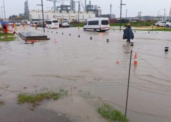 dos bocas refineria inundacion