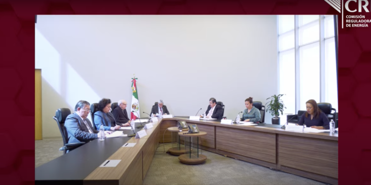 Advierten dos comisionados de la CRE riesgo de prácticas anticompetitivas en gas LP