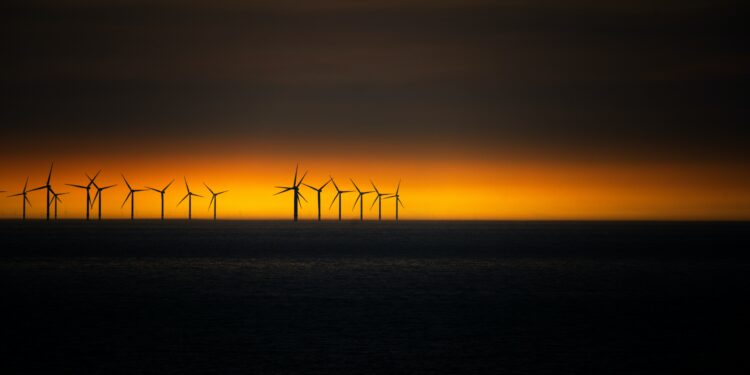 El mundo generará 33,800 millones de toneladas de CO2 este año, estima al IEA