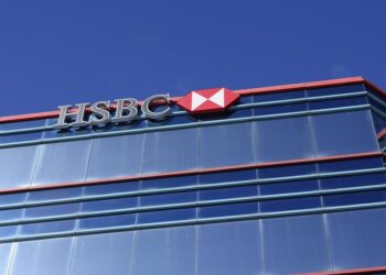 HSBC dejará de financiar nuevos campos de petróleo y gas