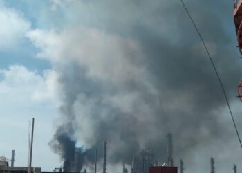 Se queda sin electricidad la refinería de Salina Cruz