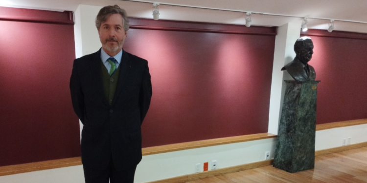 Cumbre de Líderes de América del Norte no solucionará diferencias energéticas: De la Calle