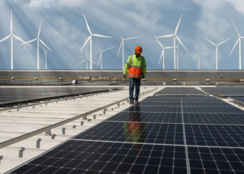 Crisis energética mundial impulsa a las renovables, dice la IEA