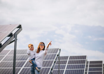 Descartan riesgos al uso de paneles solares por disposiciones de generación distribuida