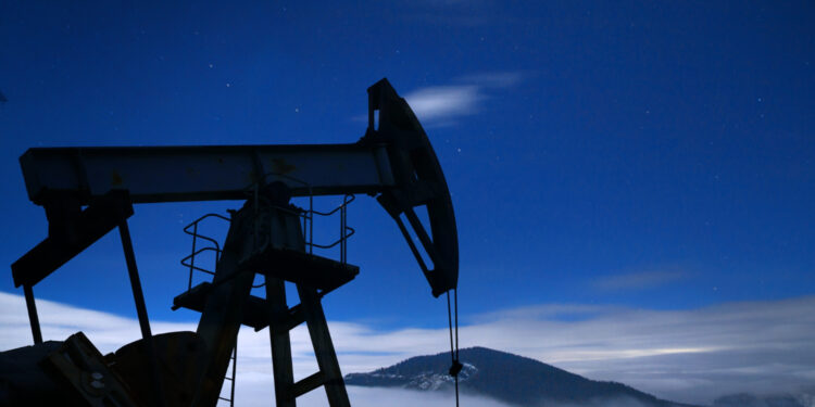 Evolución de los petroprecios, a un año del conflicto entre Rusia y Ucrania