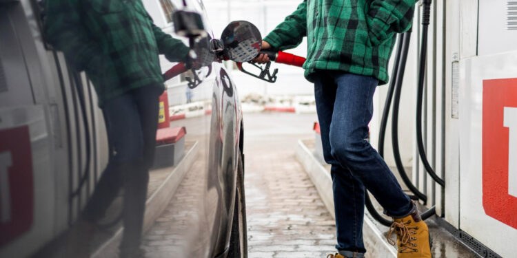 Decisión de la CRE sobre costos por huachicol, impactará a consumidores