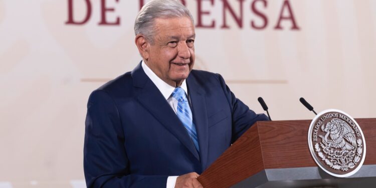 Confirma AMLO visita de John Kerry para el 21 de marzo