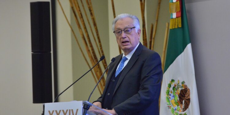 Deuda total de CFE aumentó 14.4% en un año