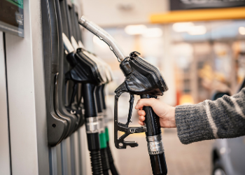 Cofece emplazó a agentes económicos por  concentraciones ilícitas de gasolina y diésel