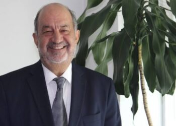 Renuncia Odón de Buen a la Conuee