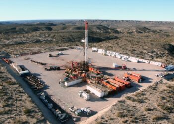 Renuncia Pemex a una tercera parte del campo Misión