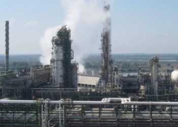Producción de combustóleo sigue al alza