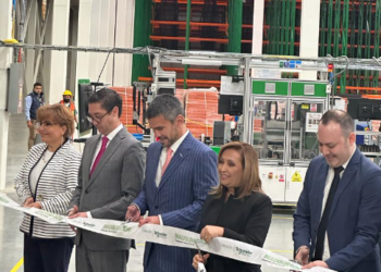 Inaugura Schneider Electric expansión de su planta de Tlaxcala