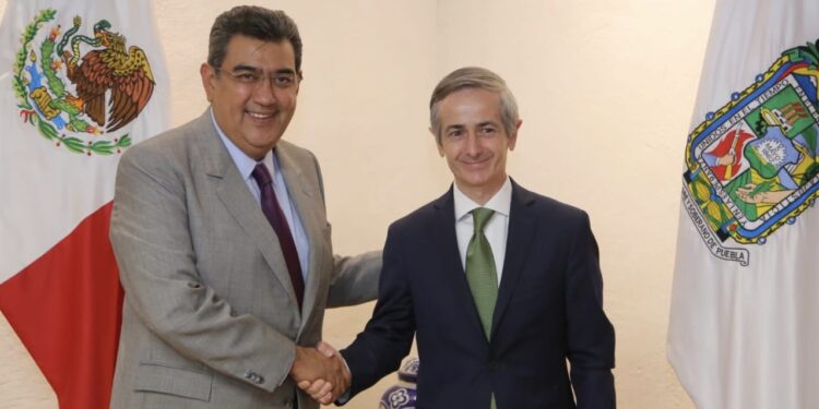 Analizan Puebla e Iberdrola inversiones energéticas en la entidad