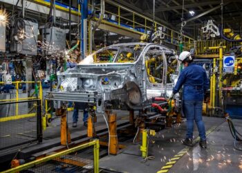 1 huelga autos electricos ford gm electromovilidad