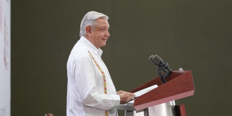 Hoy inicia la producción de petrolíferos en la refinería de Dos Bocas, asegura AMLO