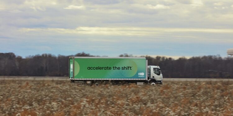 Buscan acelerar la electrificación con nueva fábrica de baterías