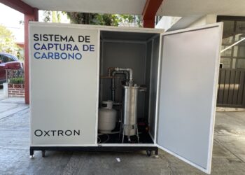 Destaca MIT a innovadora mexicana por proyecto de captura de carbono