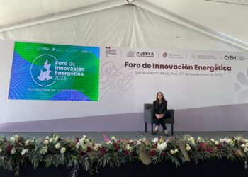 América Latina debe apostar por solar y eólica