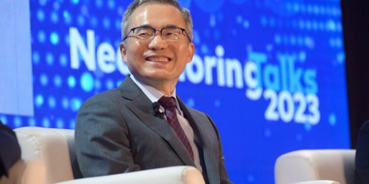 Busca Corea del Sur libre comercio con México