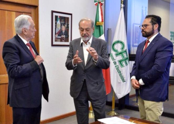Firmaron CFE y Grupo Carso convenio para construir un gasoducto en el Noroeste
