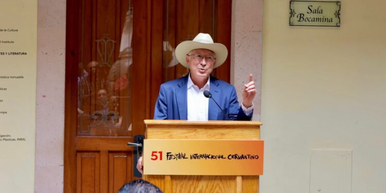 Anuncia Ken Salazar inversión de 2,200 mdd en México