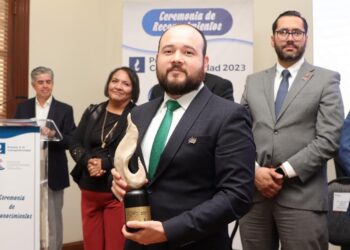 Iberdrola México gana el Premio a la Competitividad 2023 de Chihuahua por su liderazgo e innovación