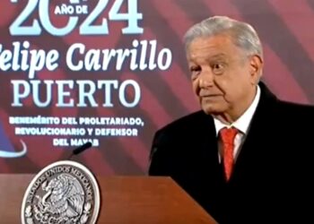 Dos Bocas iniciará producción de coque sin salida ferroviaria: AMLO