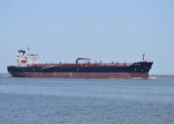 Pemex TRI pagó 58.2 millones de dólares por tener barcos parados en puertos: ASF