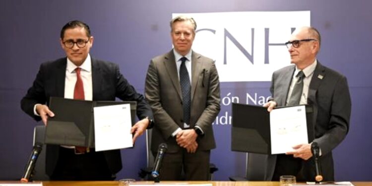 Firma CNH convenio de colaboración con Centro de administración sostenible de la ONU