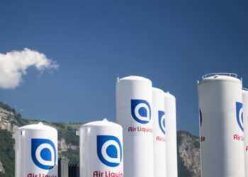 Air Liquide and the Outsourcing of Hydrogen Supply in Pemex Refineries