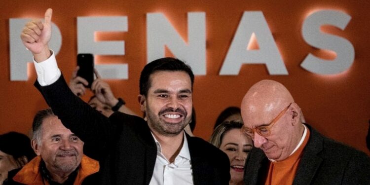 Álvarez Máynez construirá 10 plantas eléctricas que aprovecharán residuos sólidos