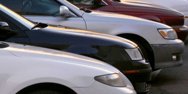 Otorga gobierno retroactividad de un año para regularizar autos “chocolate”