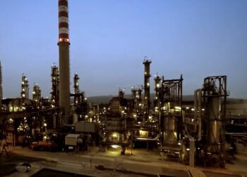 Se desploma producción petroquímica de Pemex en el sexenio