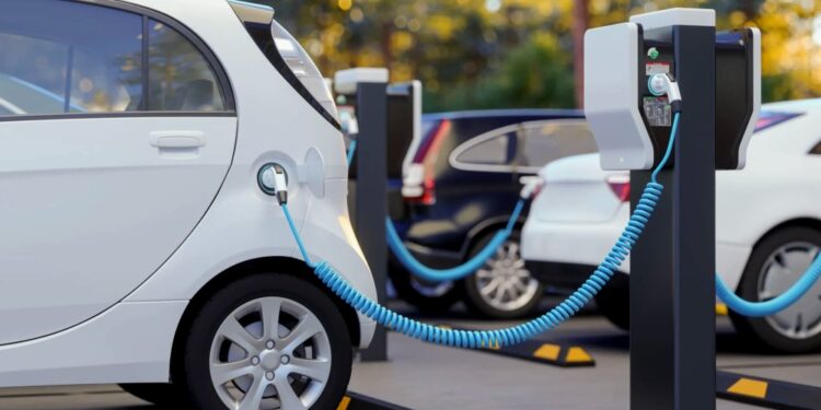Agregará Puebla 80 cargadores este año para vehículos eléctricos