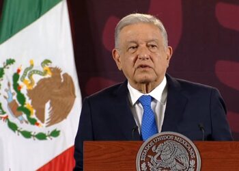 Niega AMLO reducción de exportaciones de crudo en abril