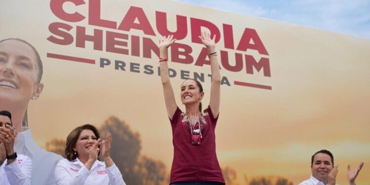 Promete Claudia Sheinbaum instalar paneles solares en viviendas de Sonora