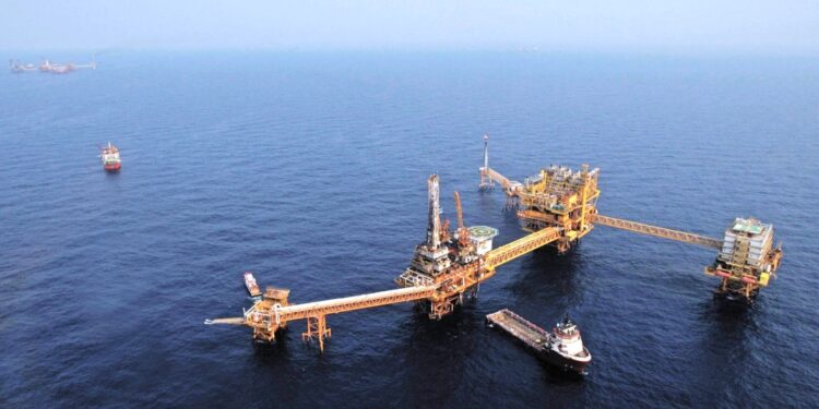 Industria petrolera superó expectativa de Hacienda en recursos… pero queda 31% por debajo de 2023