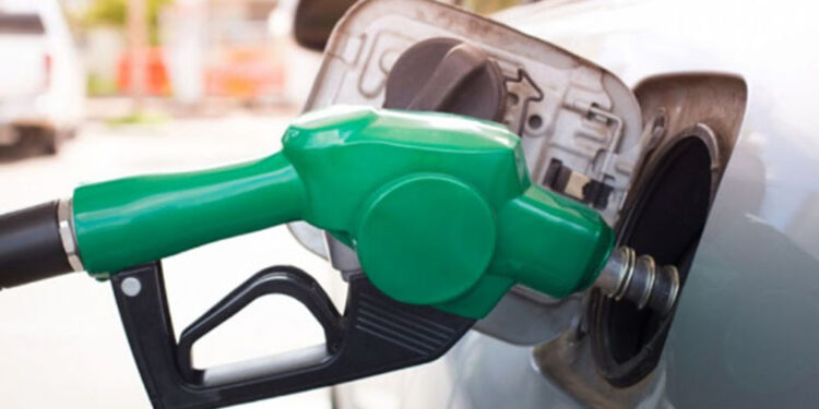 Mantiene Hacienda bajo estímulo fiscal para combustibles