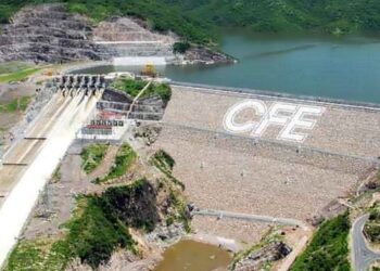 Reconoce AMLO que apagones fueron por fallas en centrales de CFE