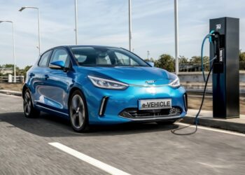 Crece 4.6% inversión en electromovilidad en el primer periodo del año