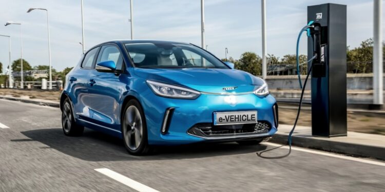 Crece 4.6% inversión en electromovilidad en el primer periodo del año